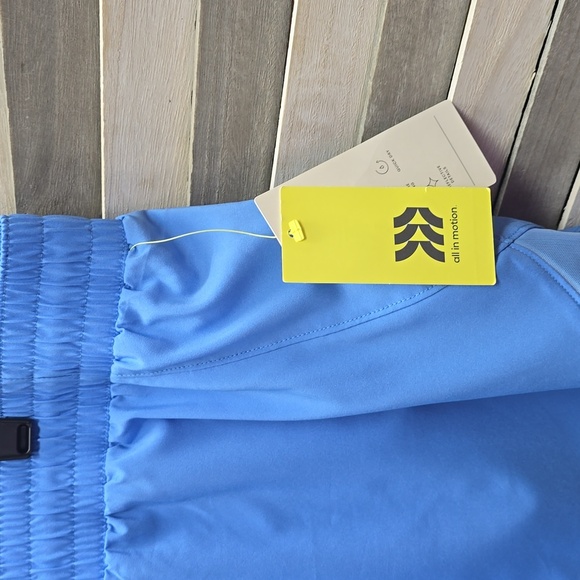 Women's Mid-Rise Run Shorts 3" | All in Motion | X Large - Picture 3 of 13